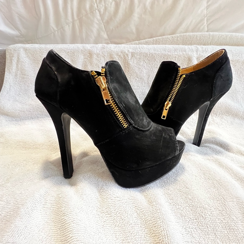 Qupid Platform Heels